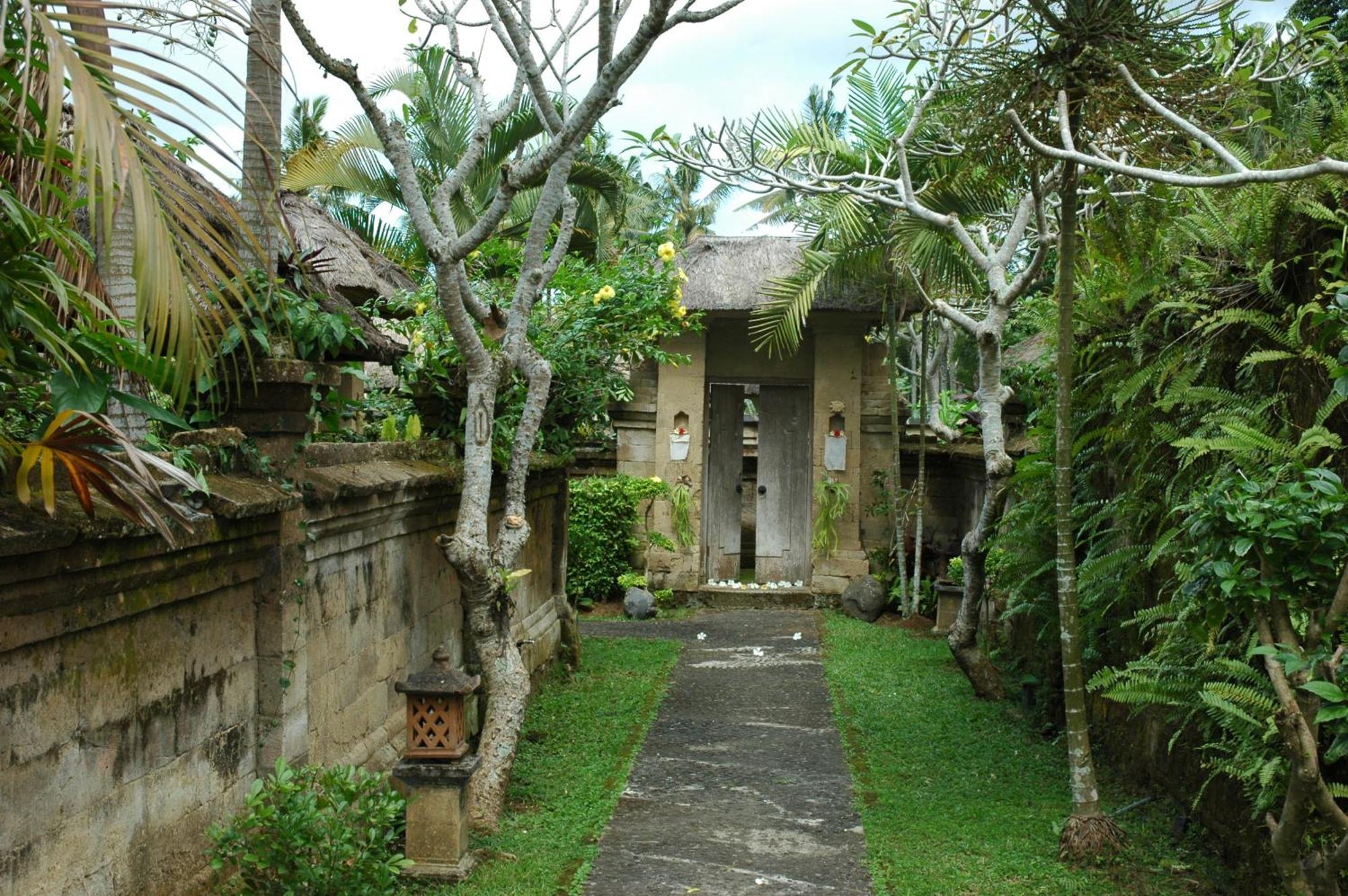 Bumi Ubud Resort Exterior foto